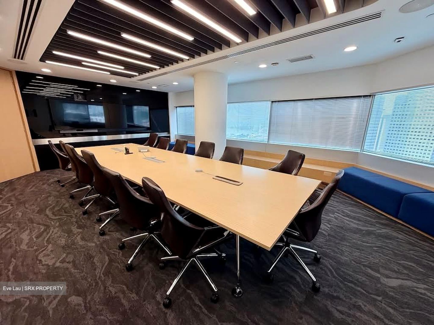 Gateway East (D7), Office #603565641